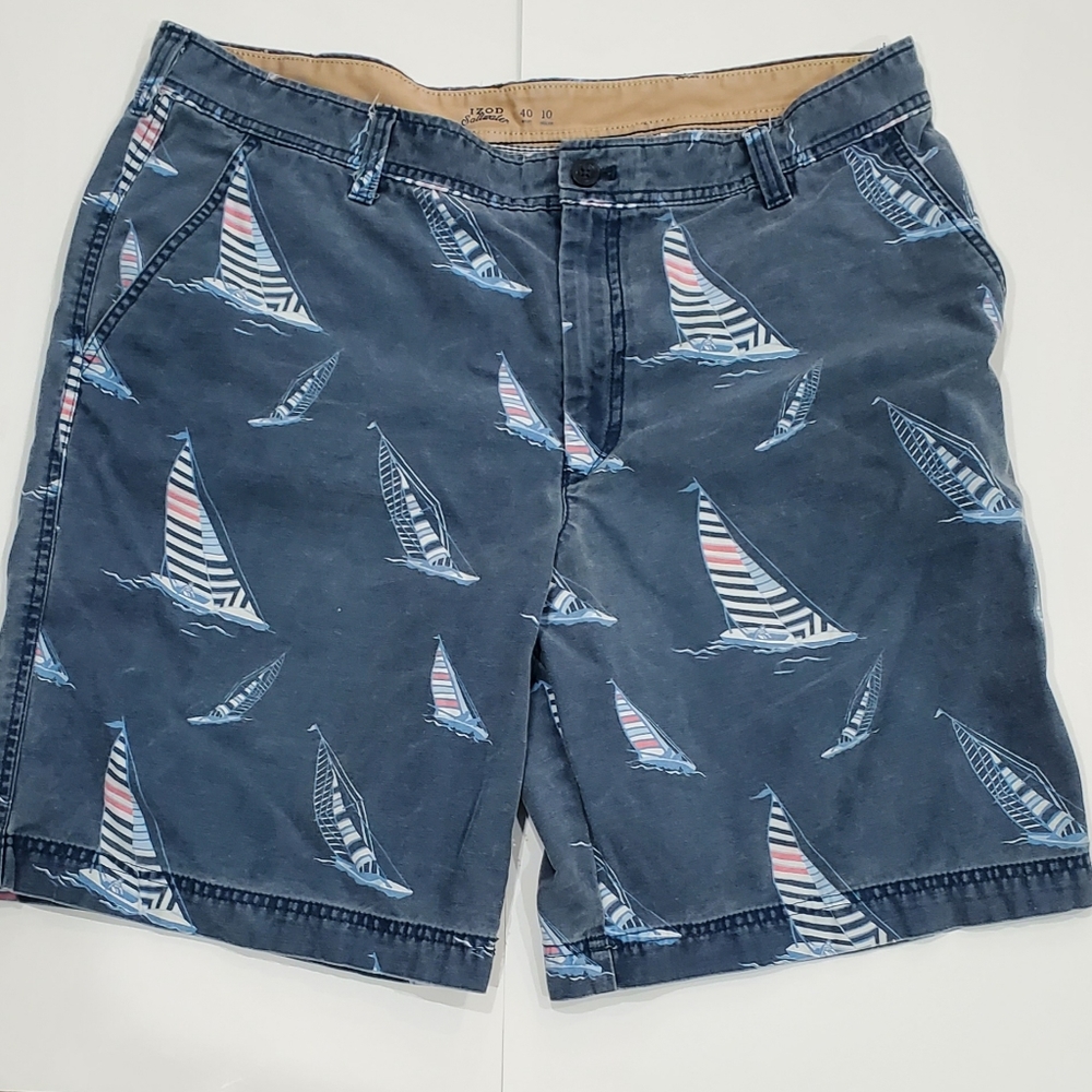 Izod Saltwater Sailboat Design Shorts Size 40